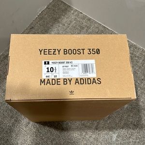 Yeezy 350 Ash Blues Size Men 10.5